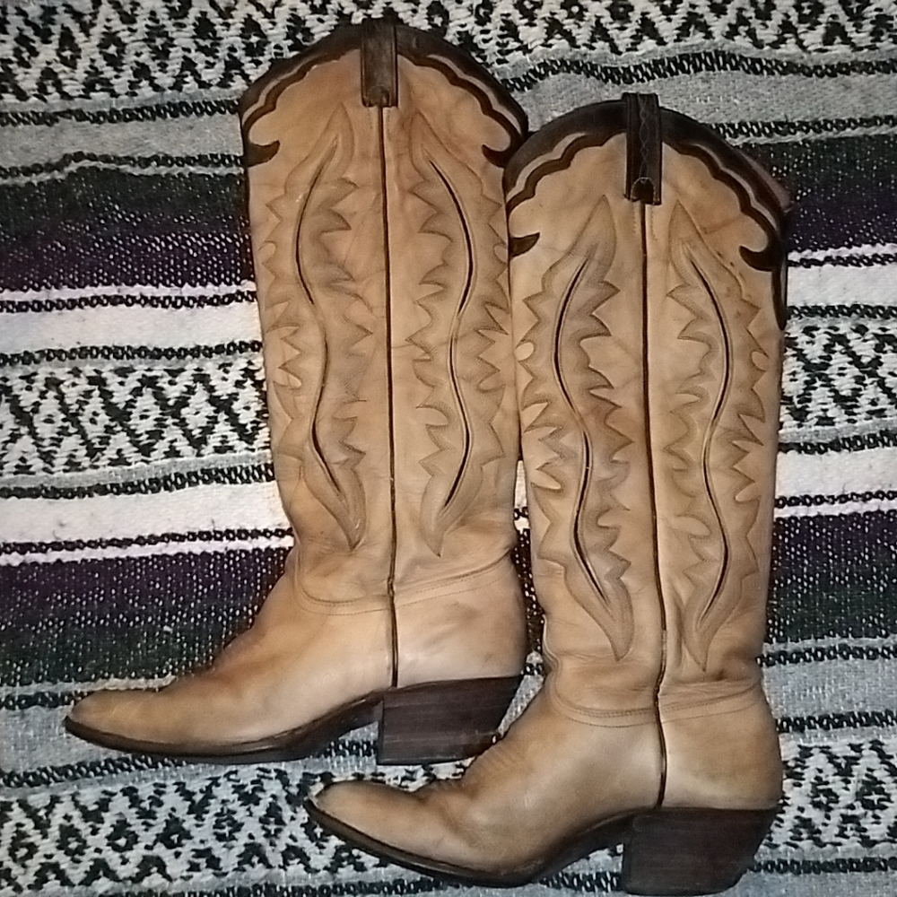 J. Chisholm Boots for Women size 6